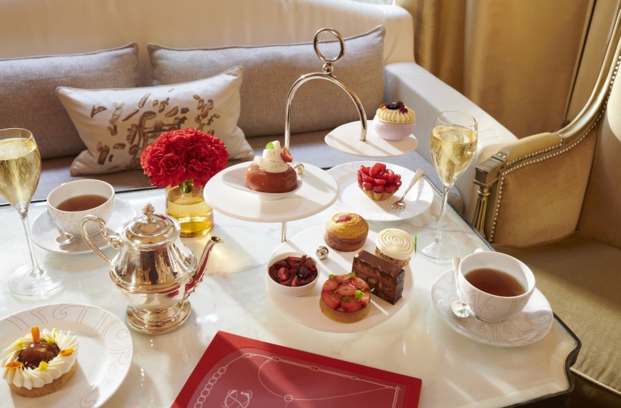 Hôtel Plaza Athénée: Το εμβληματικό ξενοδοχείο - παλάτι της Avenue Montaigne έχει επέτειο - Φωτογραφία 2