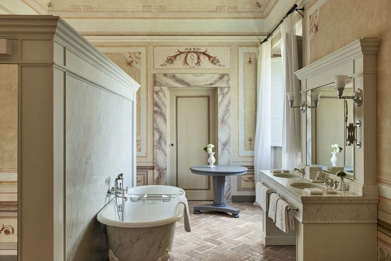 Η Ιταλίδα designer Paola Navone ηγήθηκε της ανακαίνισης του Castello del Nero- Φωτογραφία 4