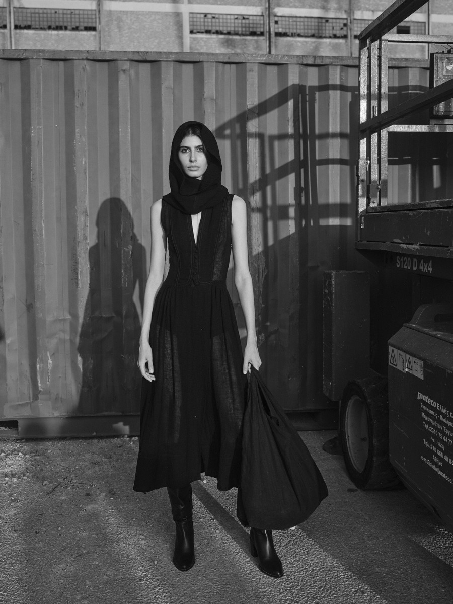 Συγκίνηση και ψυχική ανάταση στο επετειακό catwalk show της Zeus+Dione για να γιορτάσει τα 10 χρόνια του δημιουργικού της ταξιδιού- Φωτογραφία 5