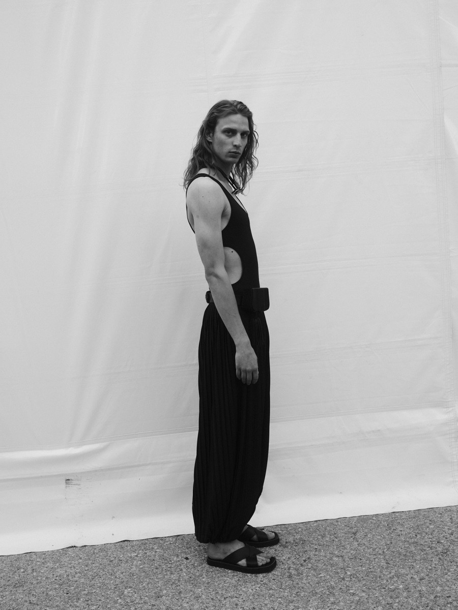 Συγκίνηση και ψυχική ανάταση στο επετειακό catwalk show της Zeus+Dione για να γιορτάσει τα 10 χρόνια του δημιουργικού της ταξιδιού- Φωτογραφία 6
