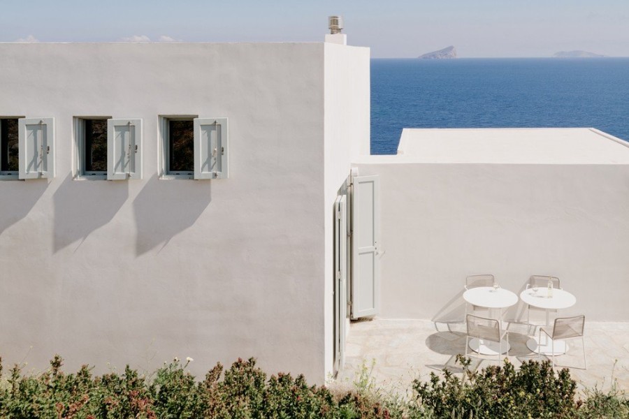 Ένα μοντέρνο νησιώτικο σπίτι στην Κύθνο συνδυάζει την παράδοση με το σύγχρονο design - Φωτογραφία 1