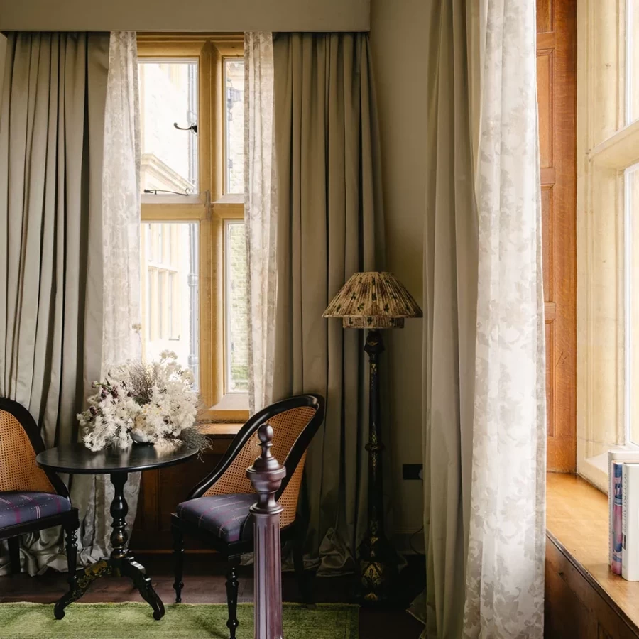Το νέο ξενοδοχείο και ιδιωτικό club "Estelle Manor" στο Cotswolds παραδίδει μαθήματα αυθεντικού εκλεκτικισμού - Φωτογραφία 4