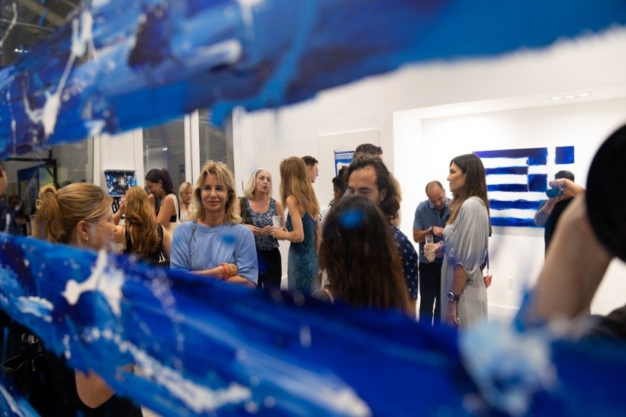 Άρωμα Ελλάδας στη Νέα Υόρκη με την επιτυχημένη έκθεση της Καρολίνας Ροβύθη  - Φωτογραφία 2