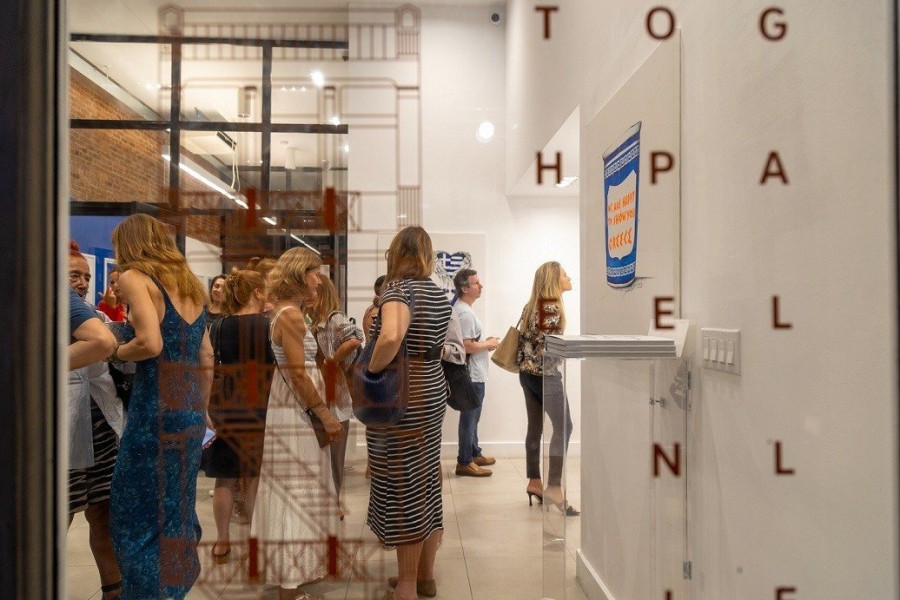 Άρωμα Ελλάδας στη Νέα Υόρκη με την επιτυχημένη έκθεση της Καρολίνας Ροβύθη  - Φωτογραφία 3