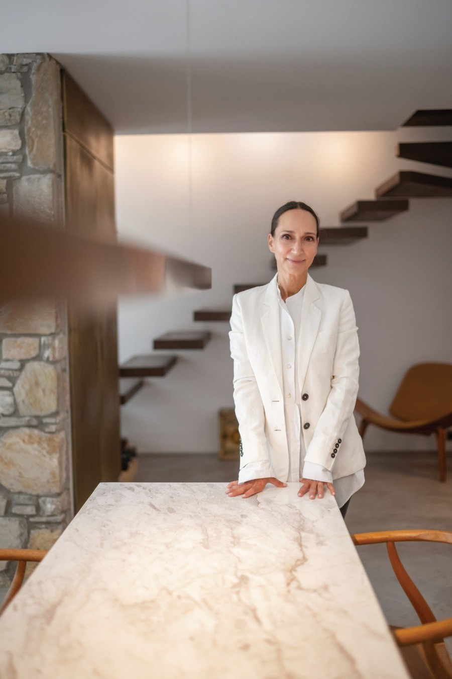 H γαλλίδα κοσμοπολίτισσα, Josephine Verine ανοίγει τις πύλες της μοναδικής κατοικίας της στην ορεινή Νικήτη της Χαλκιδικής- Φωτογραφία 2