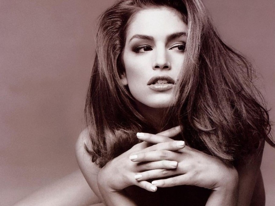 Λατρεύει τα φυσικά μαλλιά της Cindy!