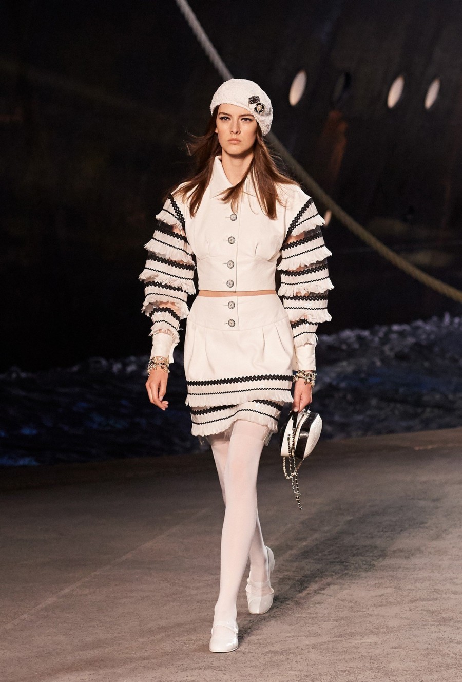 Γιατί λατρέψαμε το Cruise Fashion Show του οίκου Chanel- Φωτογραφία 3