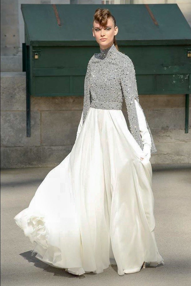 Chanel Haute Couture fashion show: Η δύναμη της απλότητας- Φωτογραφία 16