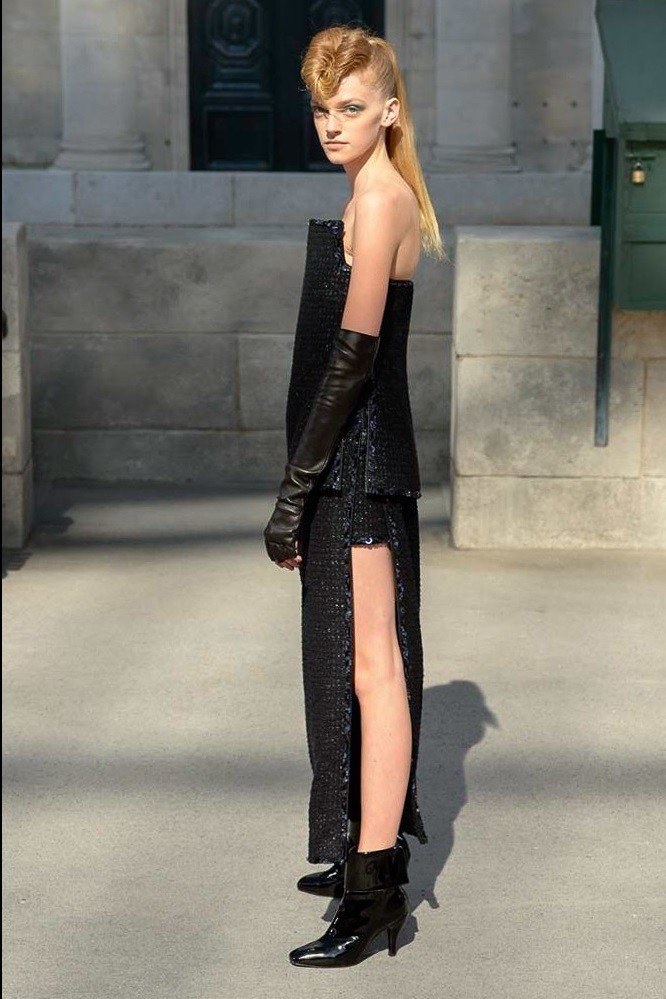 Chanel Haute Couture fashion show: Η δύναμη της απλότητας- Φωτογραφία 9