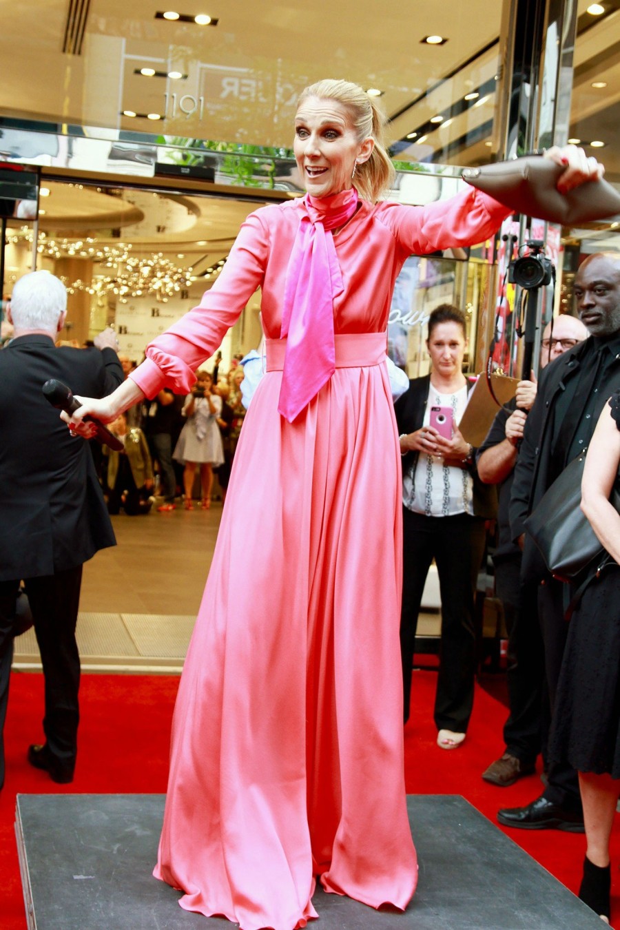 Γιατί η Celine Dion έγινε το απόλυτο style icon στα 50- Φωτογραφία 17