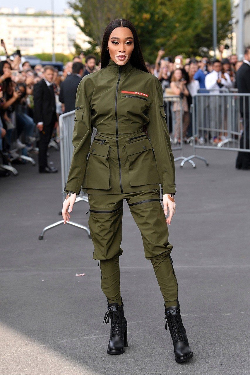 MFW: Οι διάσημες κυρίες που εντυπωσίασαν στα front rows- Φωτογραφία 16