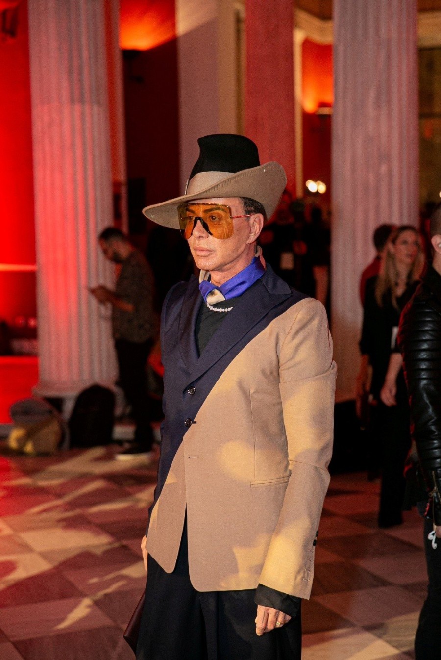 26η Athens Xclusive Designers Week: Η αυλαία έκλεισε με λαμπερά ονόματα στο front row- Φωτογραφία 21