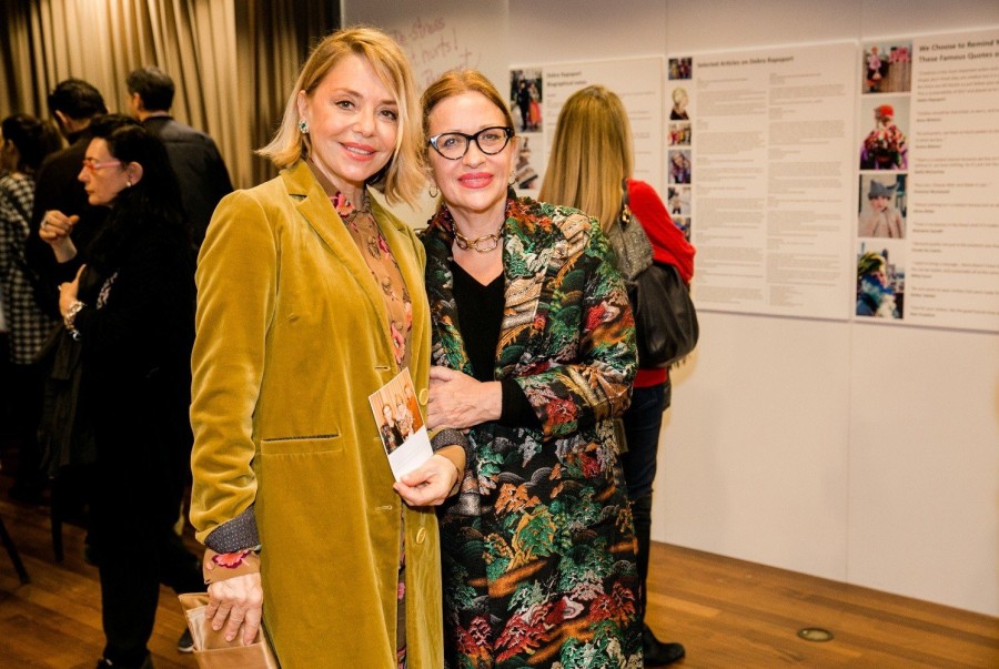 H έκθεση της Debra Rapoport «Από τις λεωφόρους της Νέας Υόρκης» στο Μουσείο Κοσμήματος Ηλία Λαλαούνη - Φωτογραφία 6