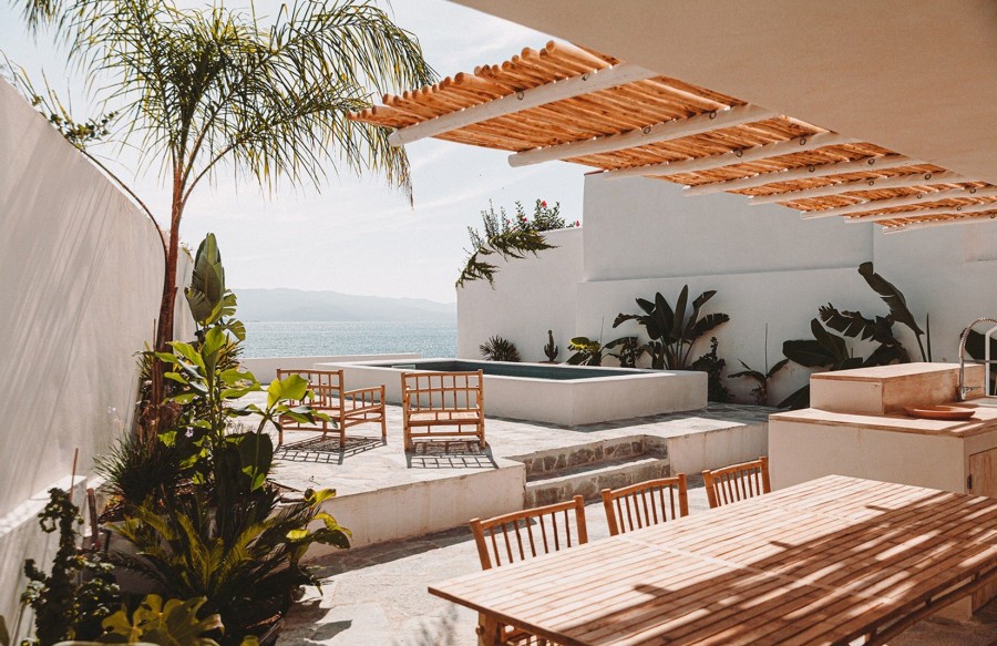 Ένα beach house στην ακτή Ajaccio της Κορσικής που θα σας βάλει σε καλοκαιρινό mood- Φωτογραφία 1