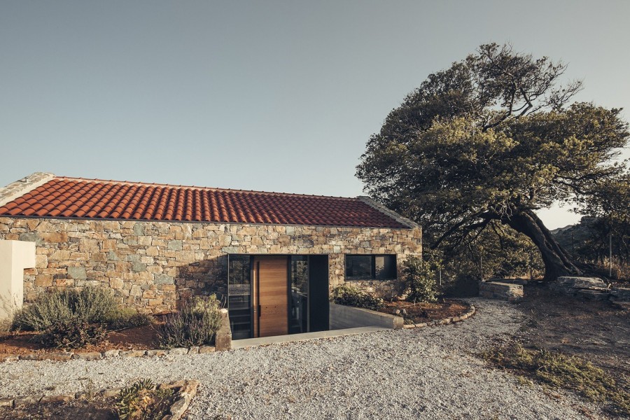 Great Interiors: Μια απίστευτη κατοικία στην Κρήτη σε γήινες αποχρώσεις που θα σας ενθουσιάσει- Φωτογραφία 10