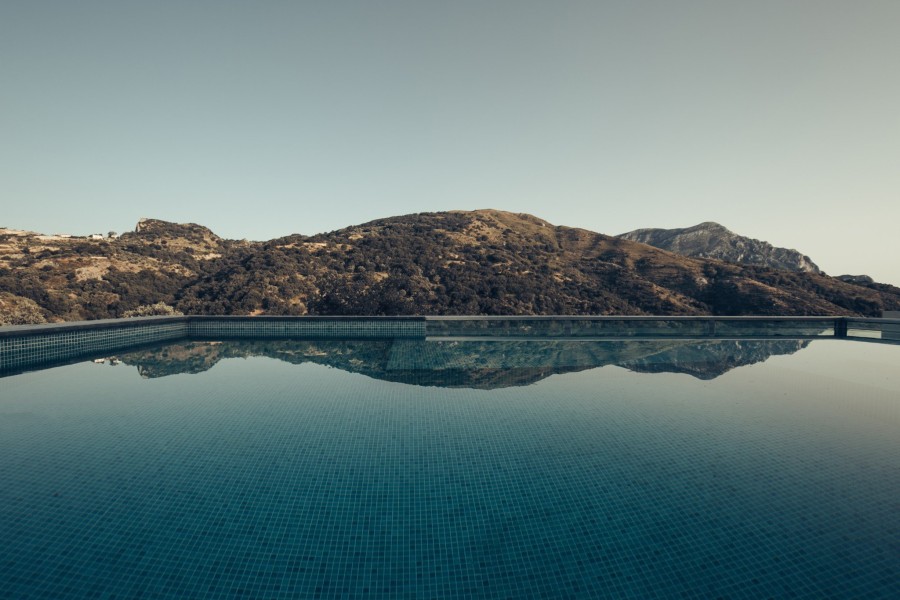 Great Interiors: Μια απίστευτη κατοικία στην Κρήτη σε γήινες αποχρώσεις που θα σας ενθουσιάσει- Φωτογραφία 11