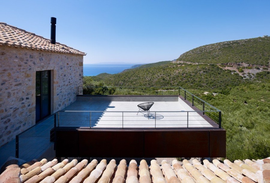 Το Rusted Mill house στη Μάνη είναι μια πανέμορφη εξοχική κατοικία με αγάπη για την παράδοση - Φωτογραφία 2