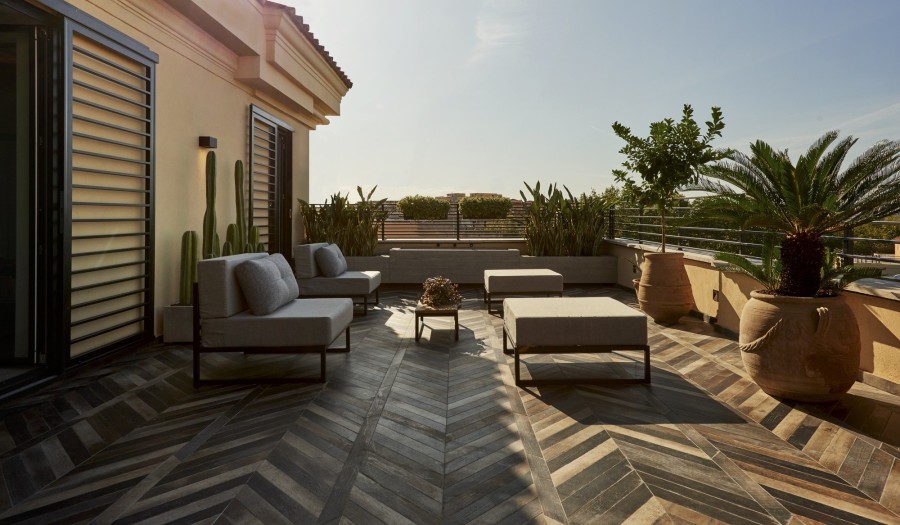 Ένα penthouse διαμέρισμα στη Ρώμη κινείται με ευελιξία ανάμεσα στο σήμερα και το χθες- Φωτογραφία 8