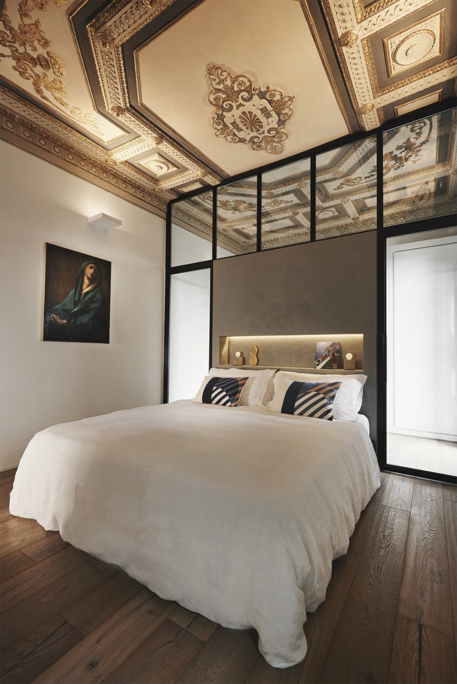 Ένα penthouse διαμέρισμα στη Ρώμη κινείται με ευελιξία ανάμεσα στο σήμερα και το χθες- Φωτογραφία 7