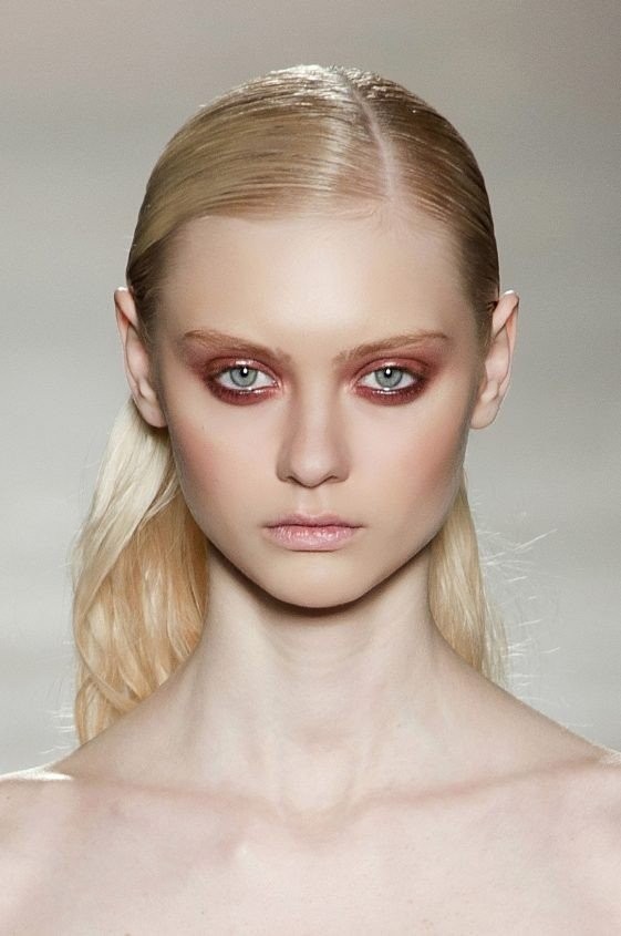 Red Smokey eye
