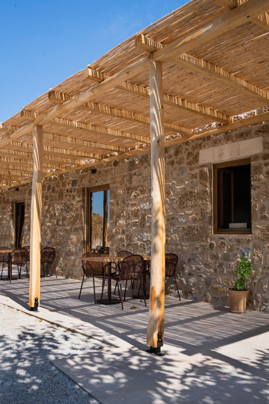 Oι founders του νέου most talked-about resort της Σκύρου μας ξεναγούν στο θερινό ορμητήριο που έχουν δημιουργήσει - Φωτογραφία 4