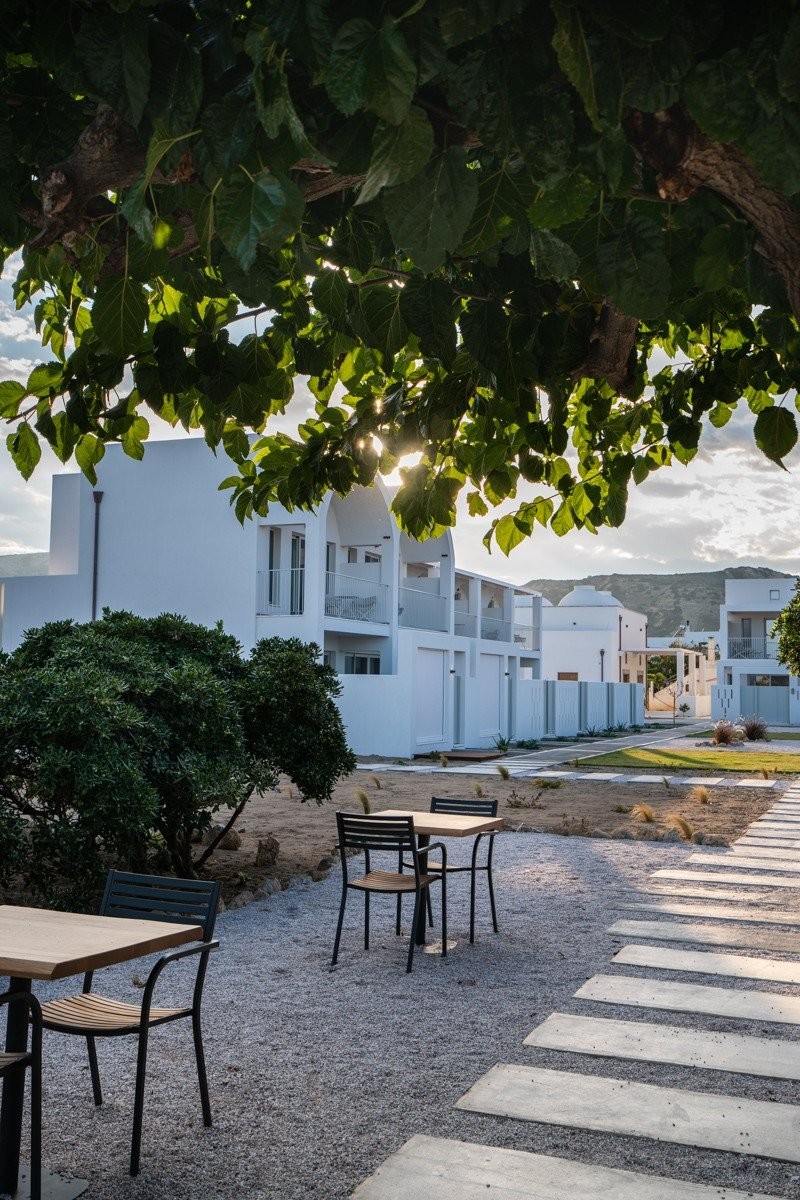Oι founders του νέου most talked-about resort της Σκύρου μας ξεναγούν στο θερινό ορμητήριο που έχουν δημιουργήσει - Φωτογραφία 3