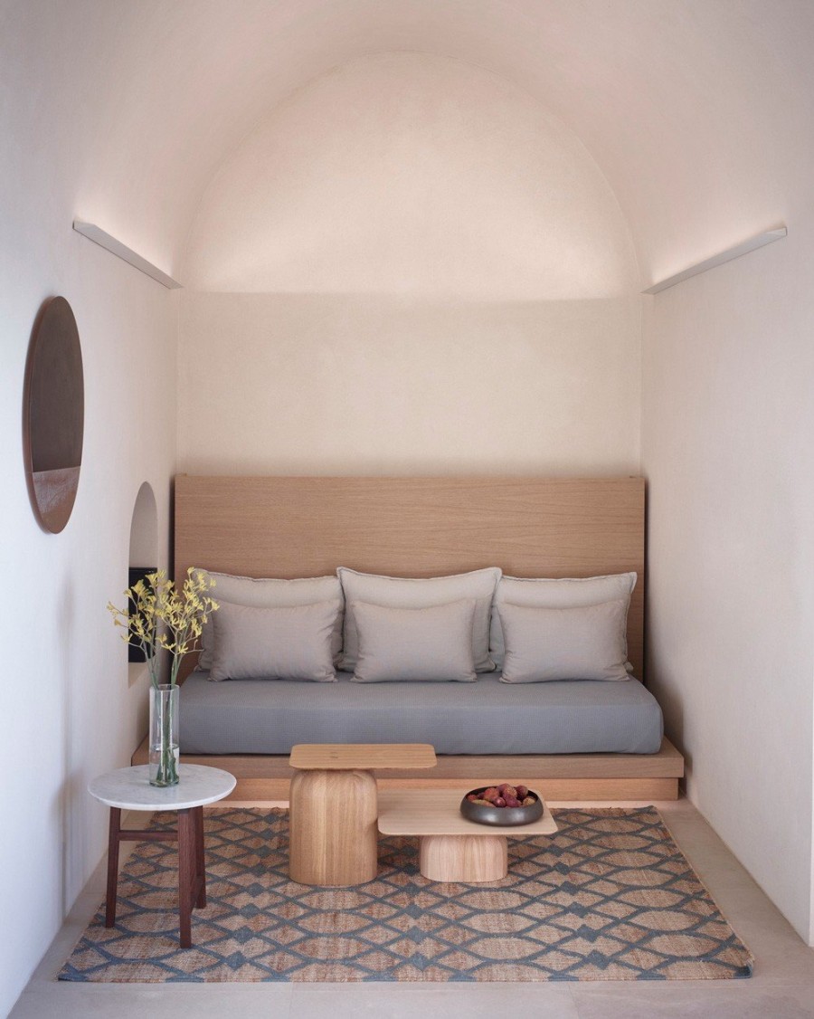 Villa Bordeaux: Ένα ιστορικό κτίριο στα Φηρά της Σαντορίνης μετατράπηκε σε ένα one-of-a-kind ξενοδοχείο- Φωτογραφία 6