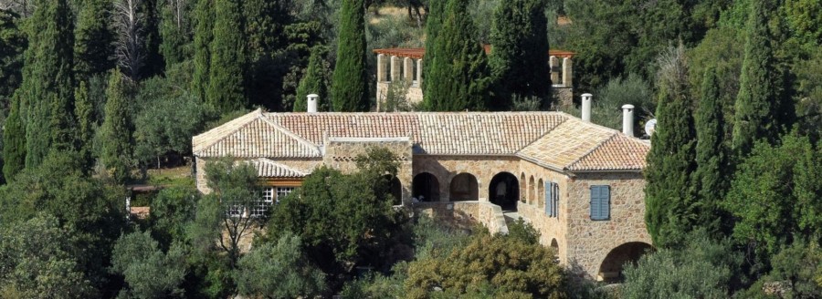 Το πέτρινο σπίτι του συγγραφέα Patrick Leigh Fermor στην Καρδαμύλη είναι το όνειρο κάθε design lover - Φωτογραφία 2