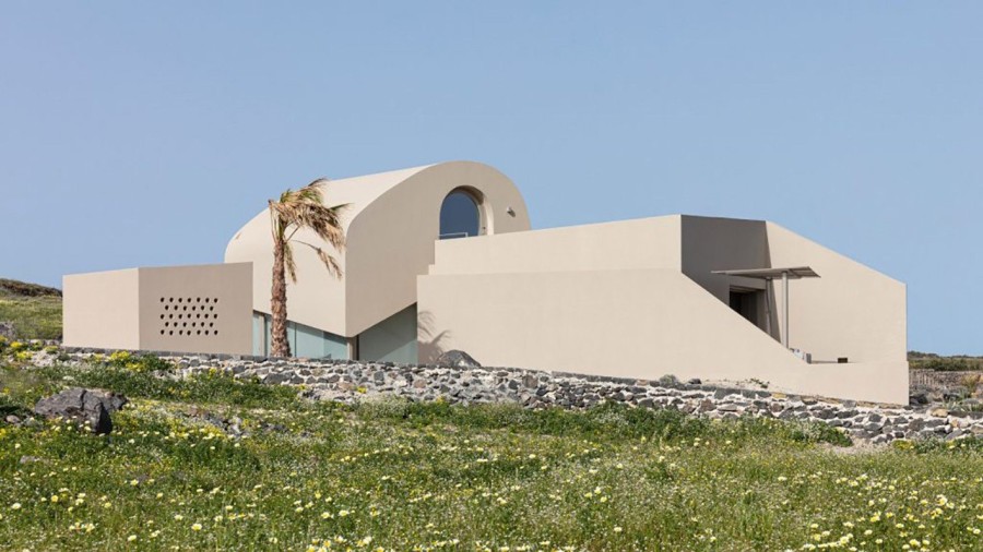 Το Monolithus house στη Σαντορίνη αποτελεί μια κατοικία - ωδή στην Κυκλαδίτικη αρχιτεκτονική - Φωτογραφία 12