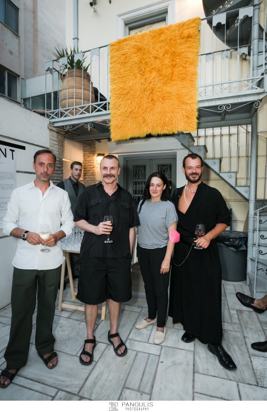 Μια θερινή προβολή στην αυλή της ZEUS+ΔIONE που δίνει χώρο στην καλλιτεχνική έκφραση - Φωτογραφία 12