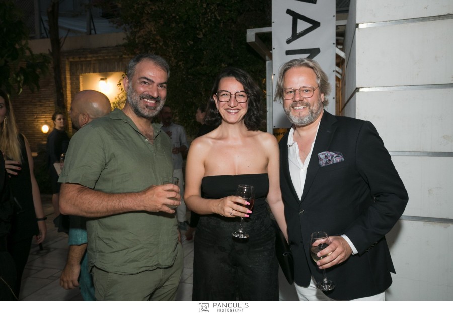 Μια θερινή προβολή στην αυλή της ZEUS+ΔIONE που δίνει χώρο στην καλλιτεχνική έκφραση - Φωτογραφία 11