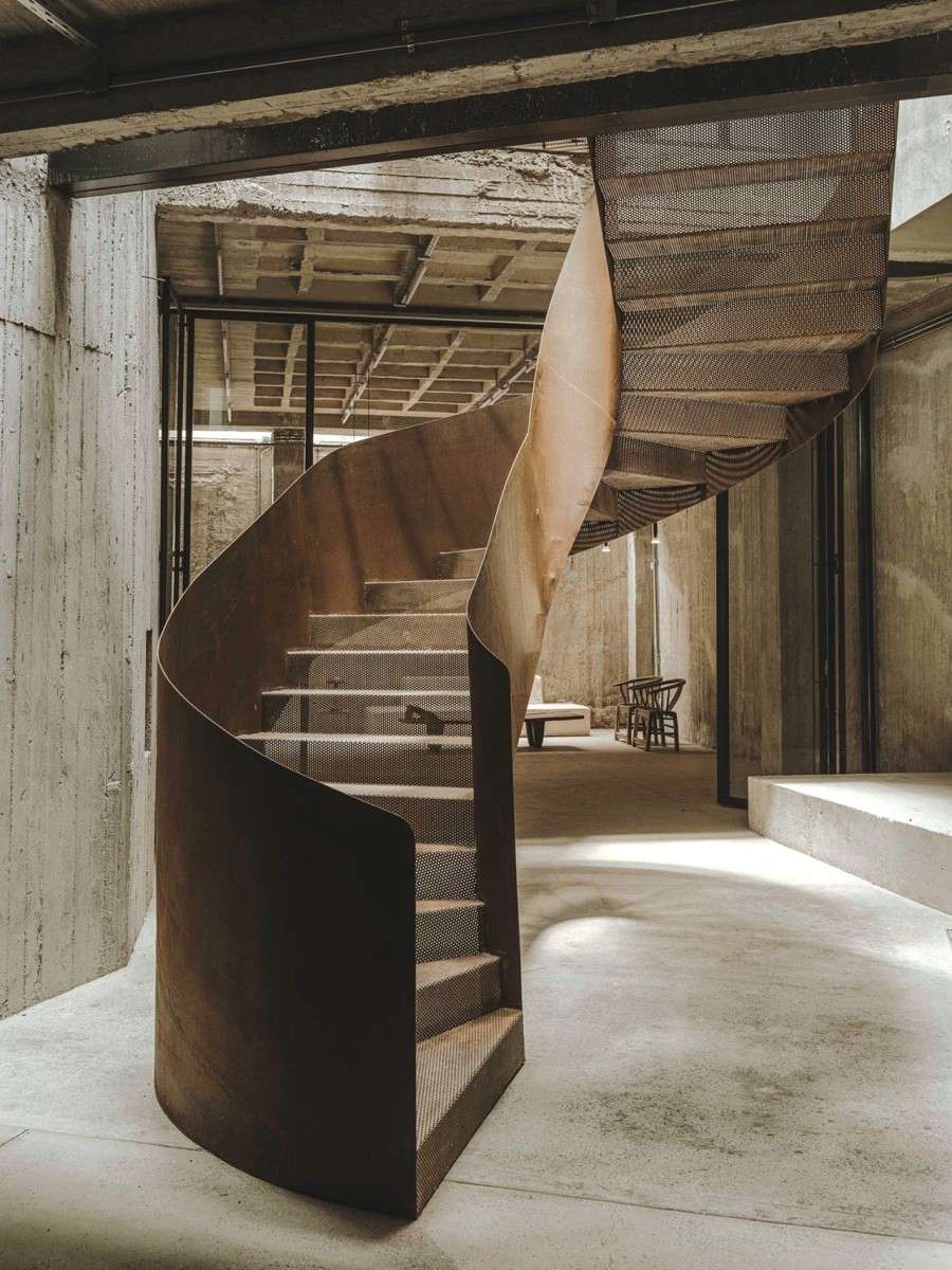 Η Εύα Παπαδάκη, ιδιοκτήτρια των “10AM Lofts”, της νέας πρότασης στον τομέα τ﻿ων πολυχώρων, αποτυπώνει με ευαισθησία την ιδιαίτερη σχέση που έχει με τα interiors- Φωτογραφία 4