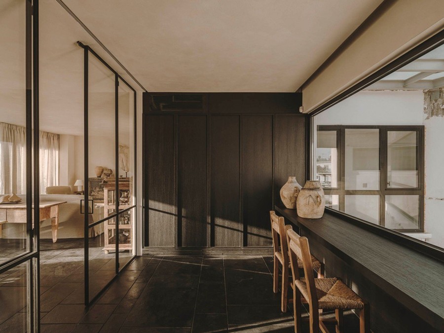 Η Εύα Παπαδάκη, ιδιοκτήτρια των “10AM Lofts”, της νέας πρότασης στον τομέα τ﻿ων πολυχώρων, αποτυπώνει με ευαισθησία την ιδιαίτερη σχέση που έχει με τα interiors- Φωτογραφία 8