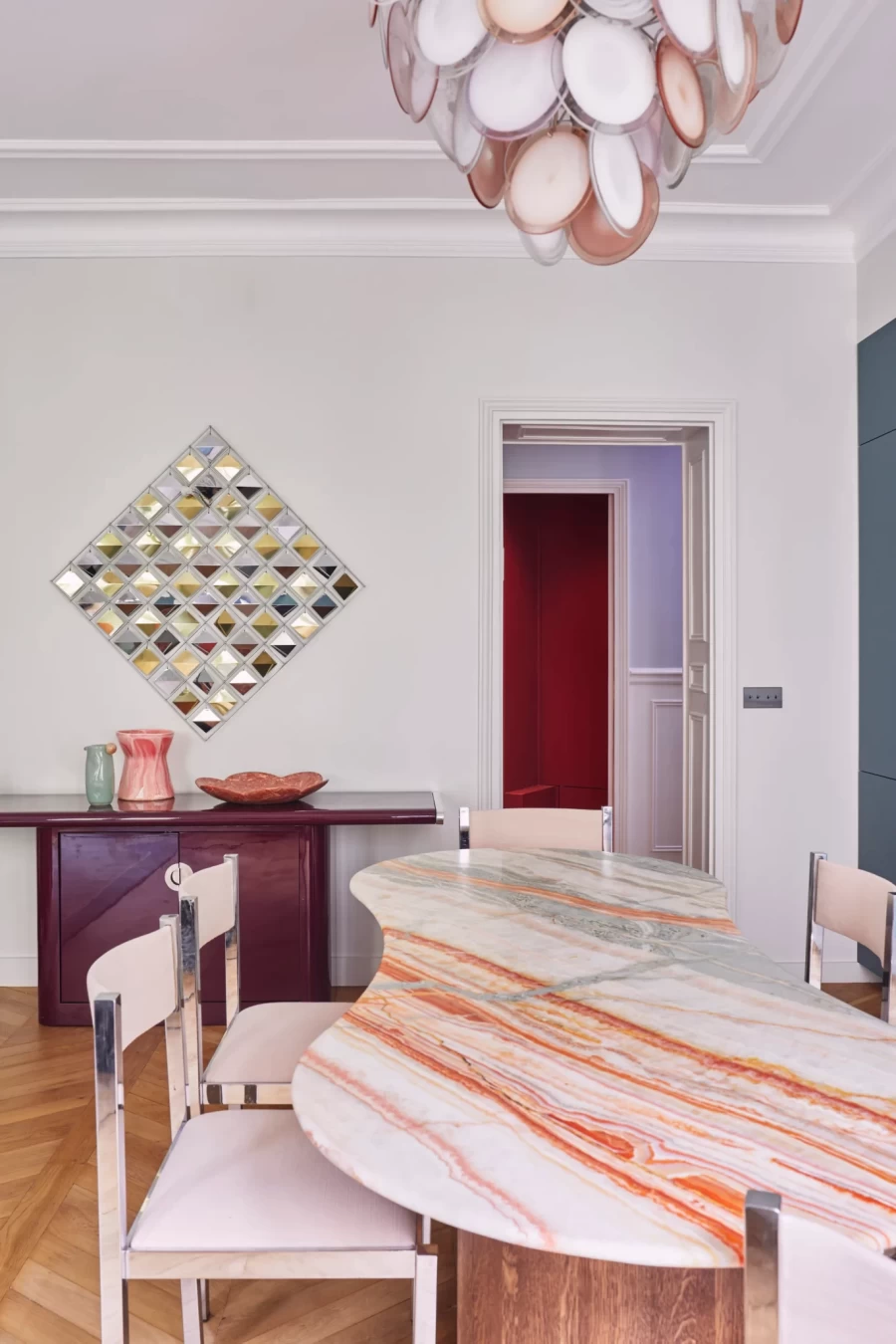 Ένα εκπληκτικό παριζιάνικο διαμέρισμα που είναι πρότυπο γαλλικής κομψότητας - Φωτογραφία 1