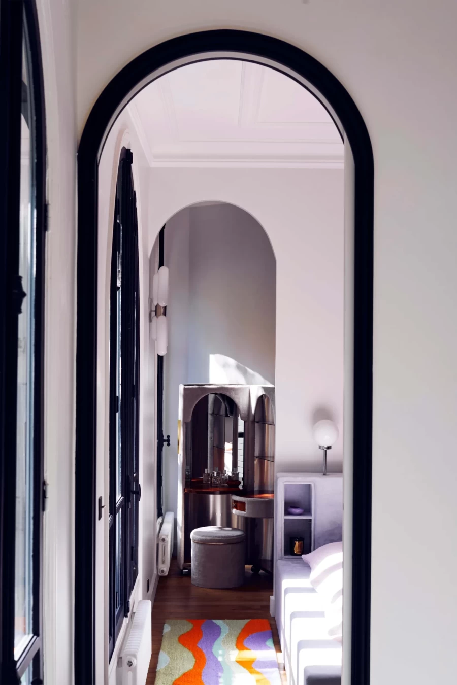 Ένα εκπληκτικό παριζιάνικο διαμέρισμα που είναι πρότυπο γαλλικής κομψότητας - Φωτογραφία 2