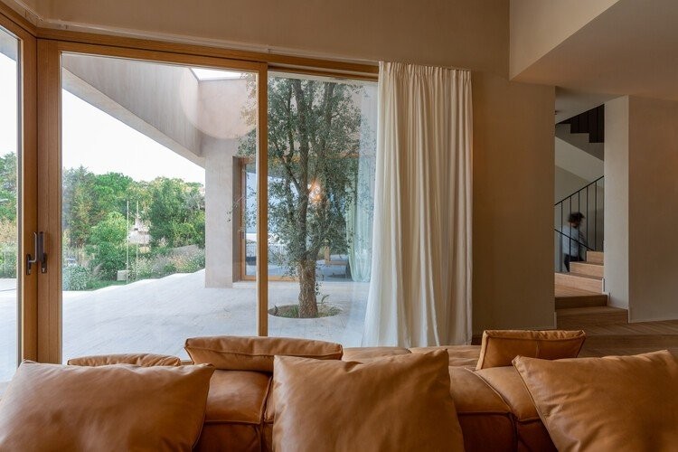 H αριστουργηματική Villa del Ciliegio στην Ιταλία συνδυάζει την παράδοση με την καινοτομία- Φωτογραφία 4