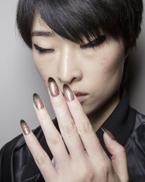  NAIL ALERT 