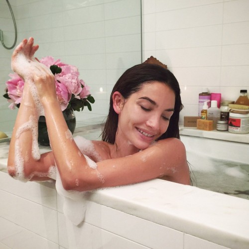  BATH TIME 