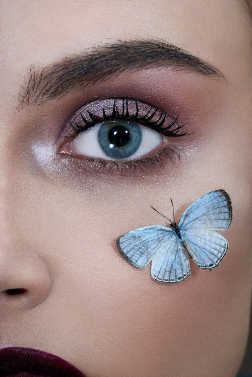  BEAUTIFUL EYES 