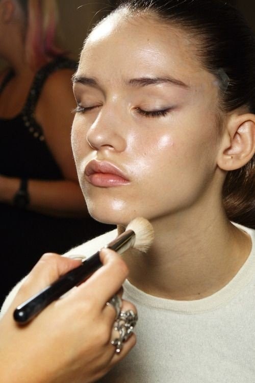  OILY LIDS 