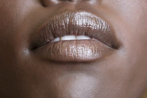  DARK SKIN TONES 