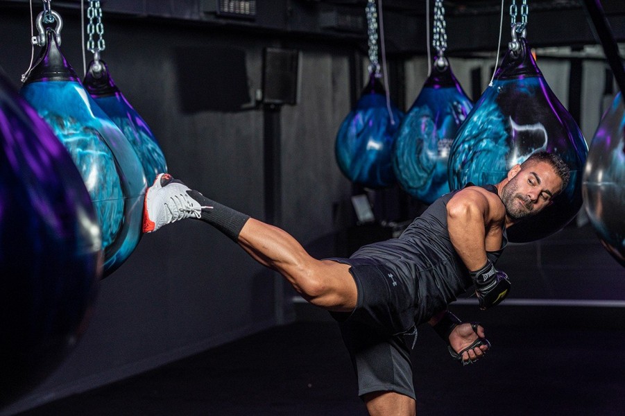 gym-giannis-906417.jpg