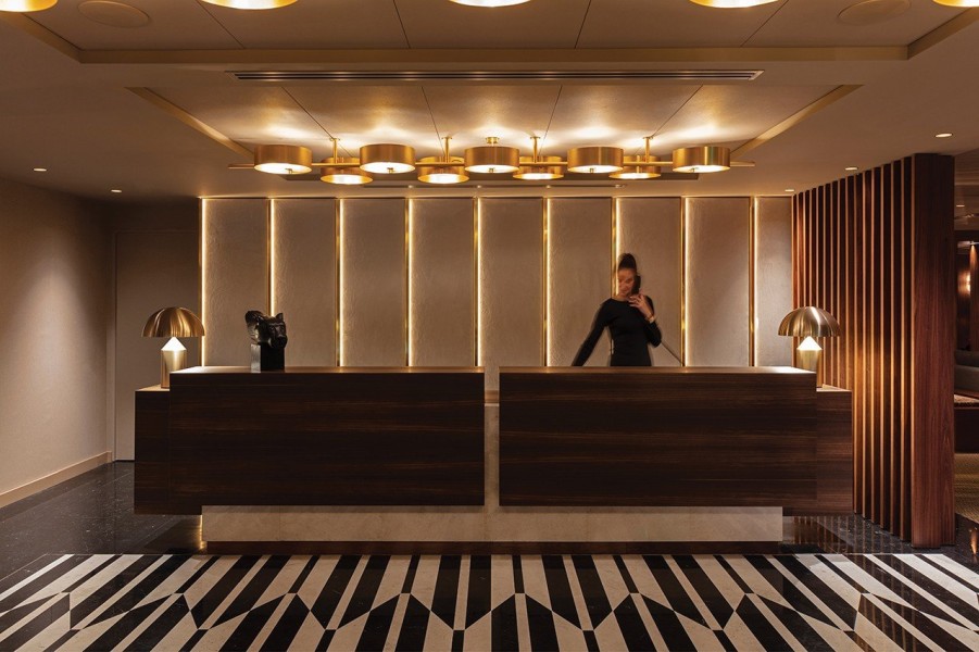 the-lynx-mountain-resort-reception-NudXy.jpg