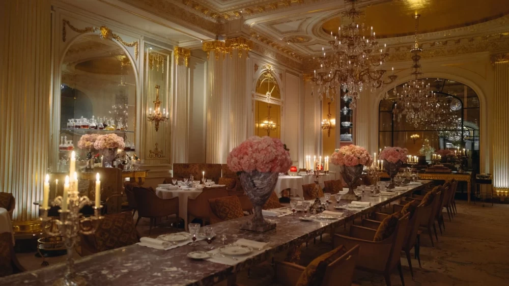 paris-plaza-athenee-jean-imbert-au-plaza-athenee-dining-room-1-1600x900.webp