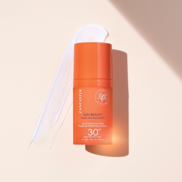 lnc-sun-summer-22-digital-cps-sun-beauty-protection-fluid-with-texture-square.jpg