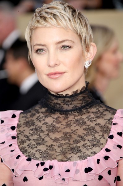 hbz-pixie-kate-hudson-908942690-1529936447.jpg