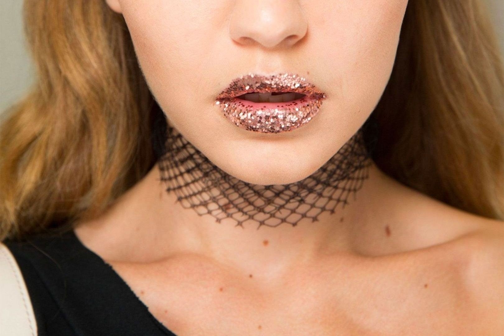 glitter-lips.jpg