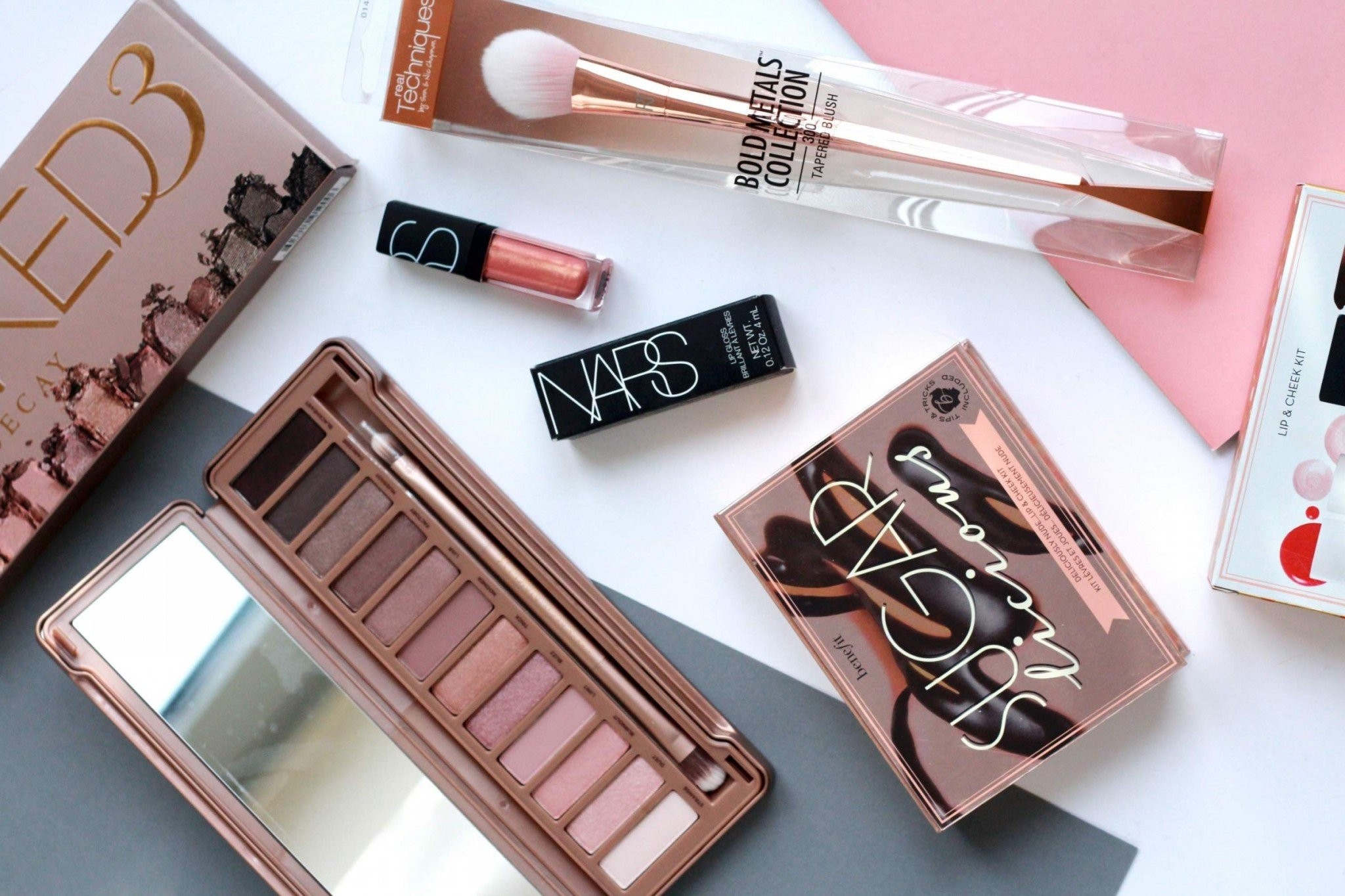 makeup-expiration-dates-Ww6p1.jpg