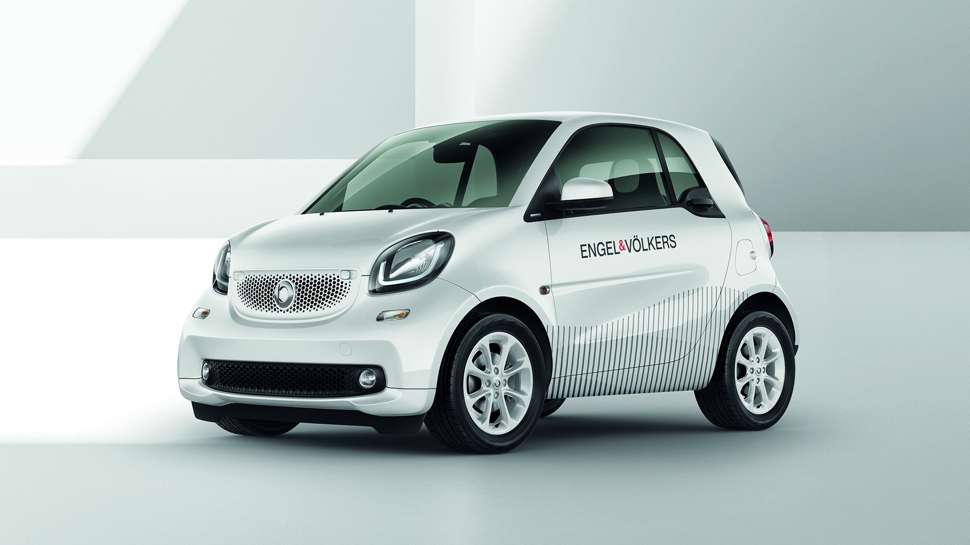 5-car-branding-c-engel-volkers.jpg