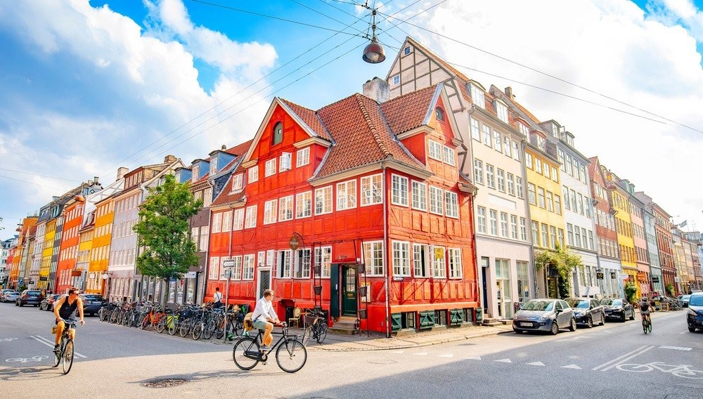 shutterstock-1960162813.jpg